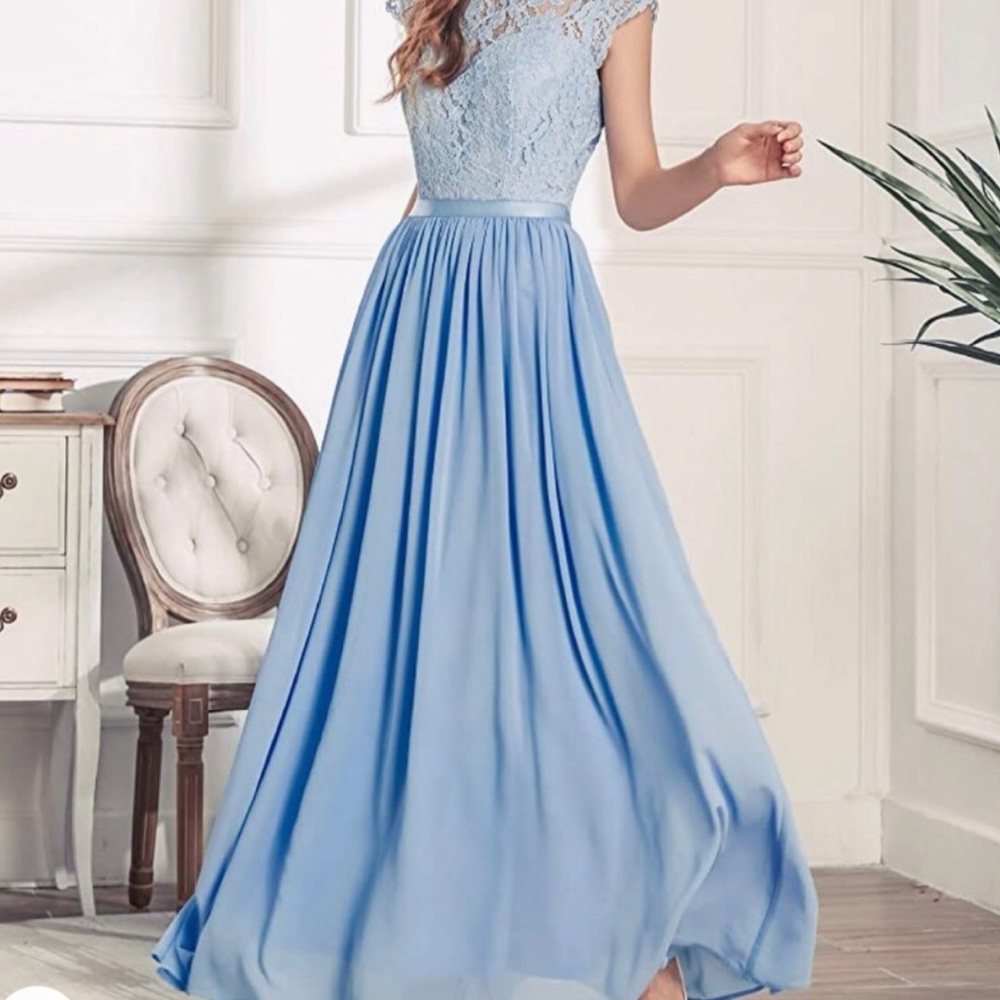 long formal dress 
Bridal/prom/wedding
Blue lace - Picture 3 of 9